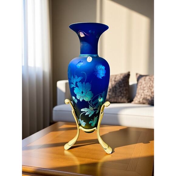 Fenton Favrene Amphora Vase-Nancy Fenton Signed-Centennial Blue Glass-Etched - Picture 6 of 8